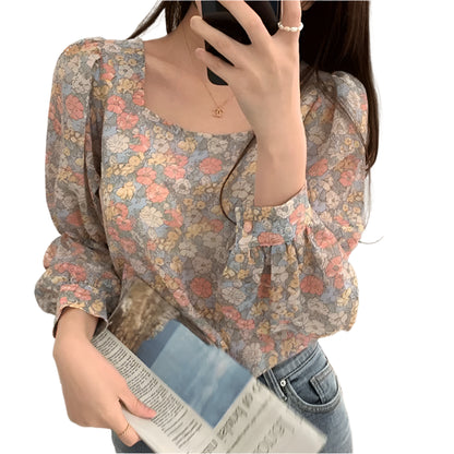 Bluse mit Blumenmuster und eckigem Ausschnitt